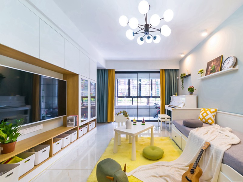 家里想貼地磚應(yīng)該找哪家公司做，鄭州鋪地磚工錢多少錢一平方